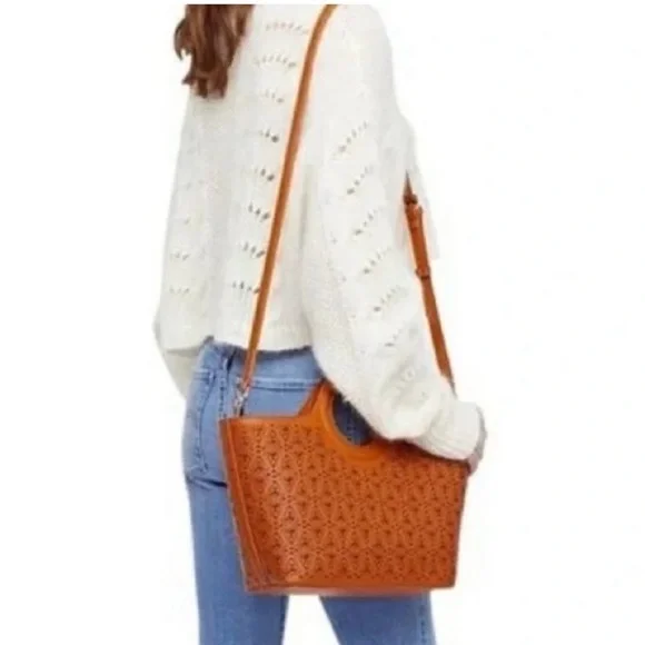 NWOT Women’s Free People Brown Vegan Leather Laser Cut Perforated Crossbody - Picture 1 of 11